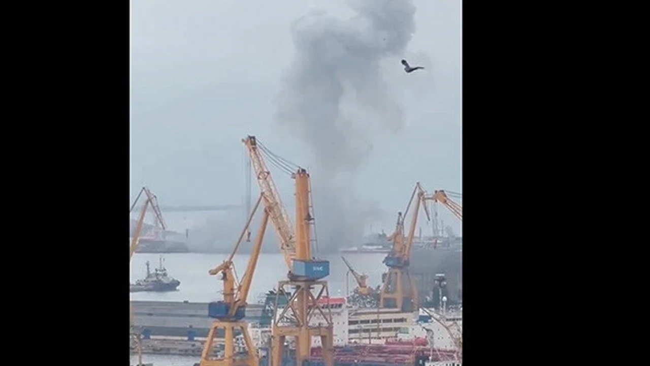 Köstence Limanı'nda insansız bir deniz aracı patladı