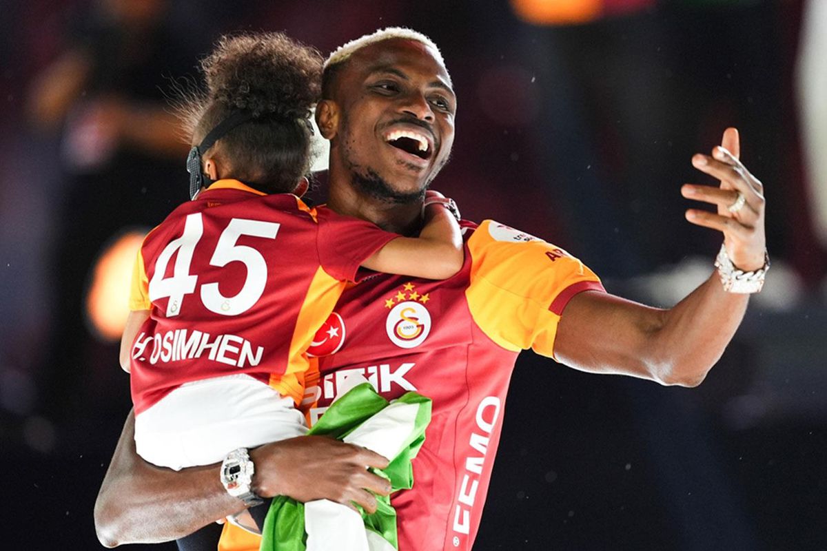 Osimhen'e 120 milyon Euro'luk dev teklif! Anında cevap verildi