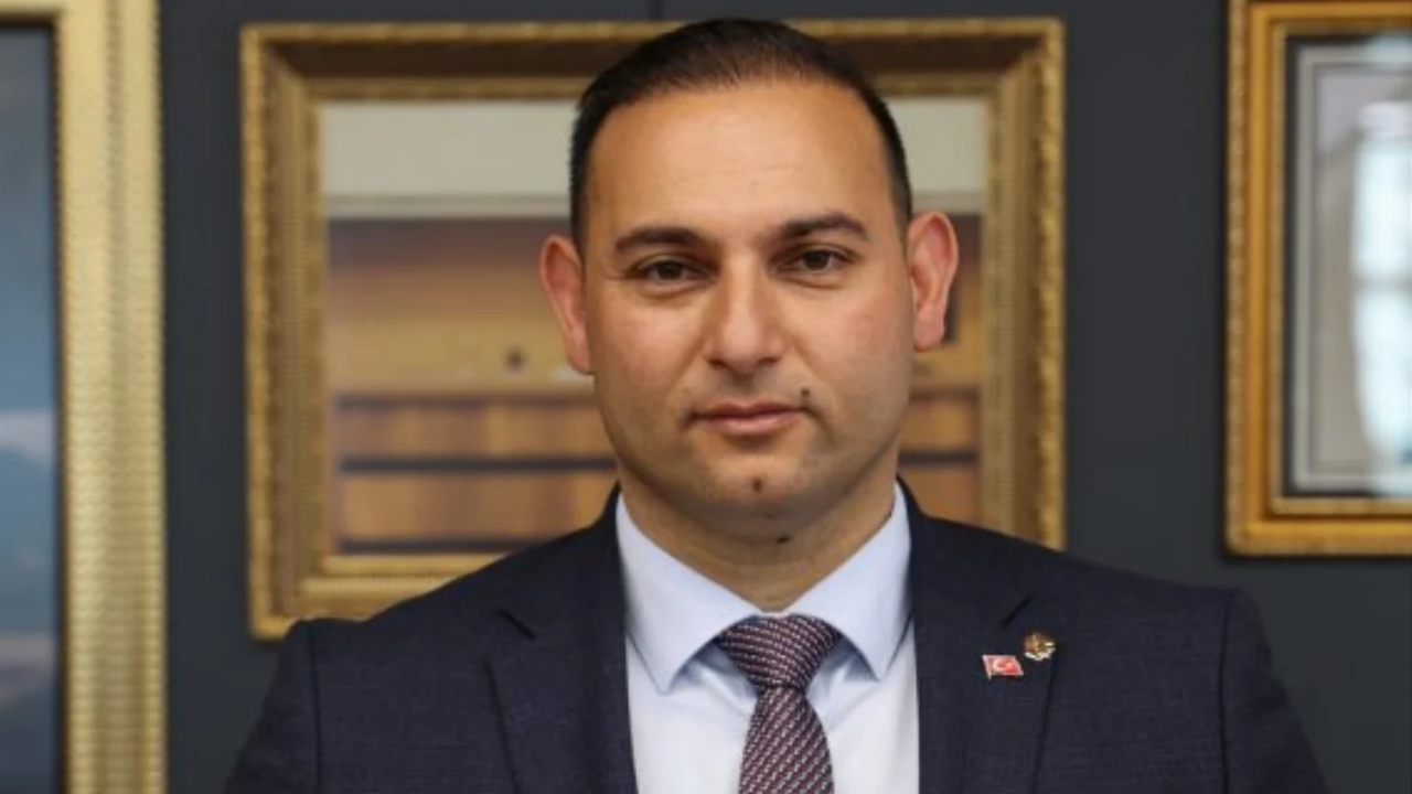 Kilis Belediye Başkanı Hakan Bilecen, CHP'den istifa etti