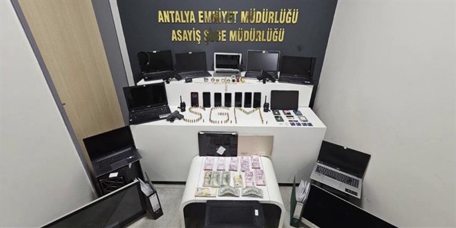 Avrupa ülkelerine 'dijital mektup' göndererek dolandırıcılık yapan şebeke çökertildi