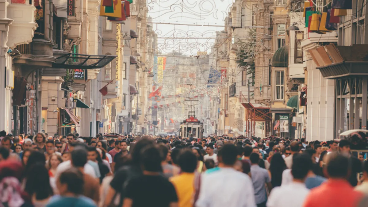 İstatistikler baştan aşağı değişti: İşte yeni TÜİK verileriyle Türkiye’nin en fazla göç aldığı ülke!
