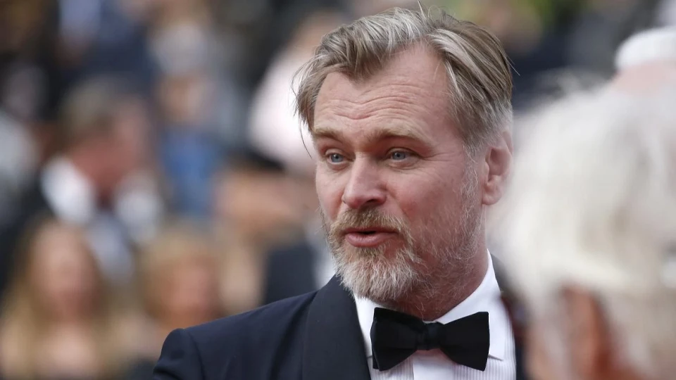 Nolan risksiz filmlerin seyirciyi çekmediğini söyledi