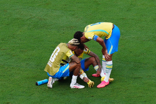 Neymar, milli takıma gözyaşlarıyla veda etti!