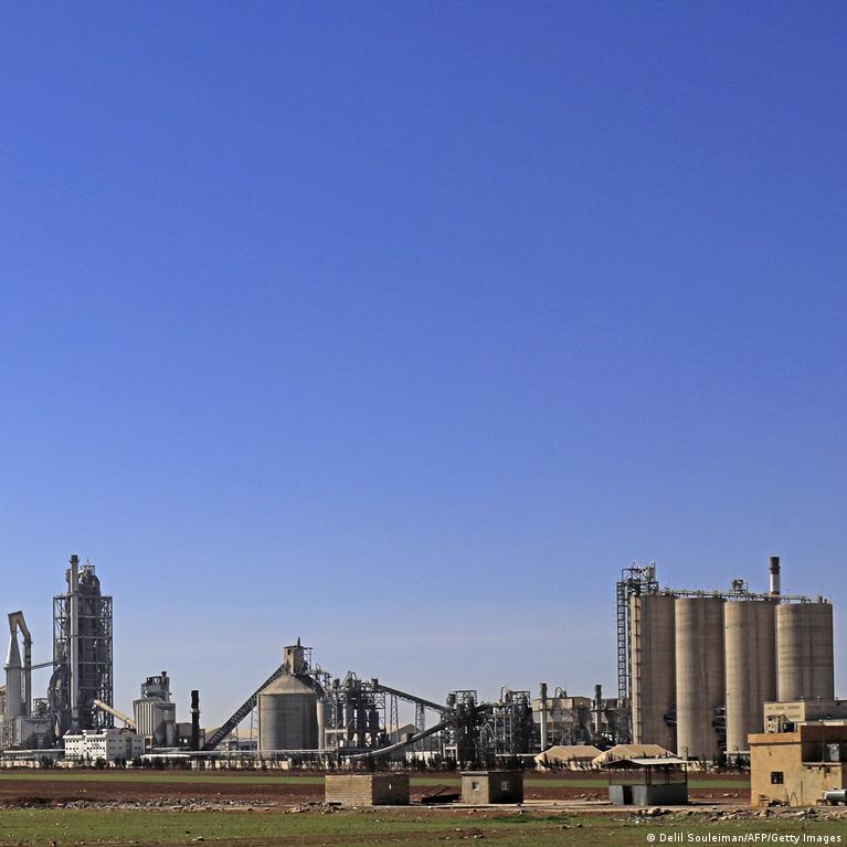 Fransız şirket Lafarge IŞİD'i finanse etmekten suçlu bulundu