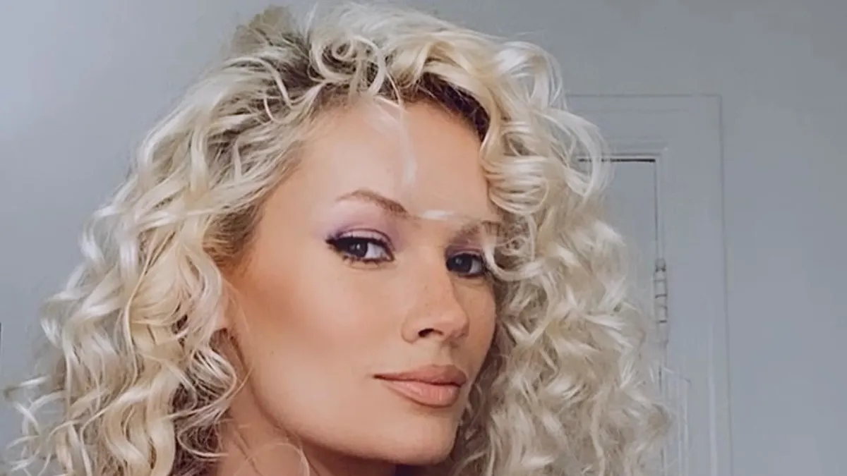 Ünlü şarkıcı gencecik yaşında hayatını kaybetti! Son konuşmamız olacağını hayal bile edemezdim