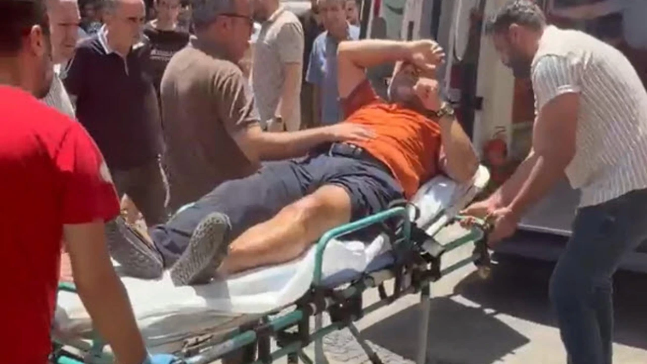Sokak ortasında silahlı kavga