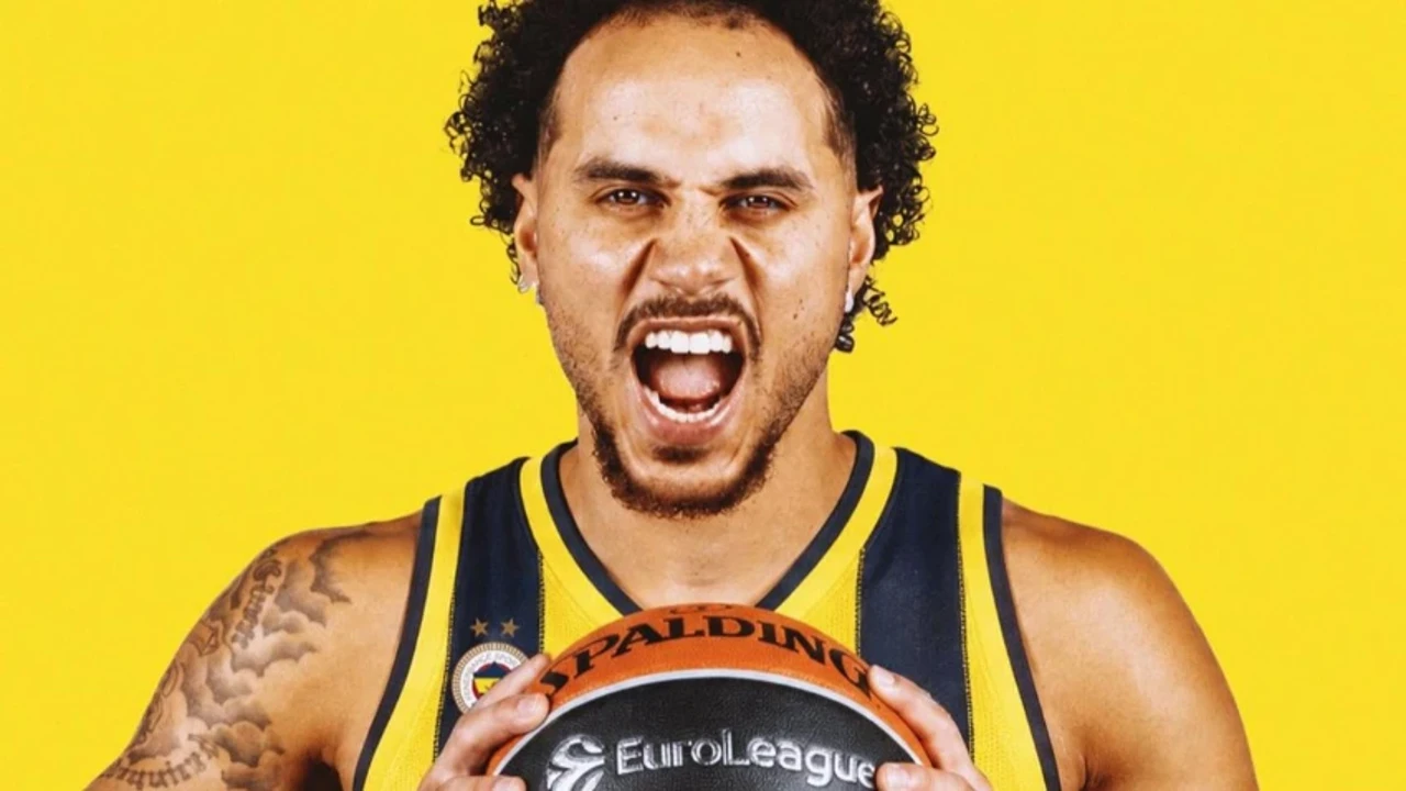Fenerbahçe'den Shane Larkin hamlesi