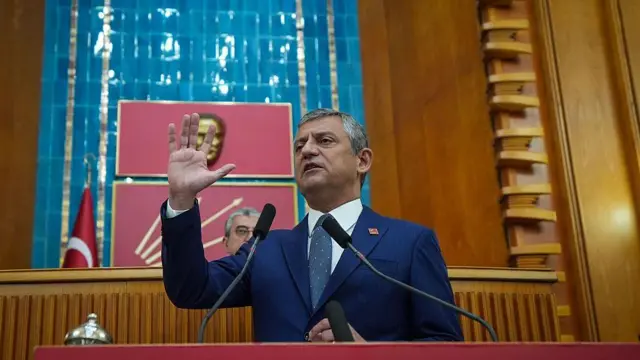 Özel TBMM önünde konuştu: 'Önce kurultayı yapacağız, sonra iktidara yürüyeceğiz'