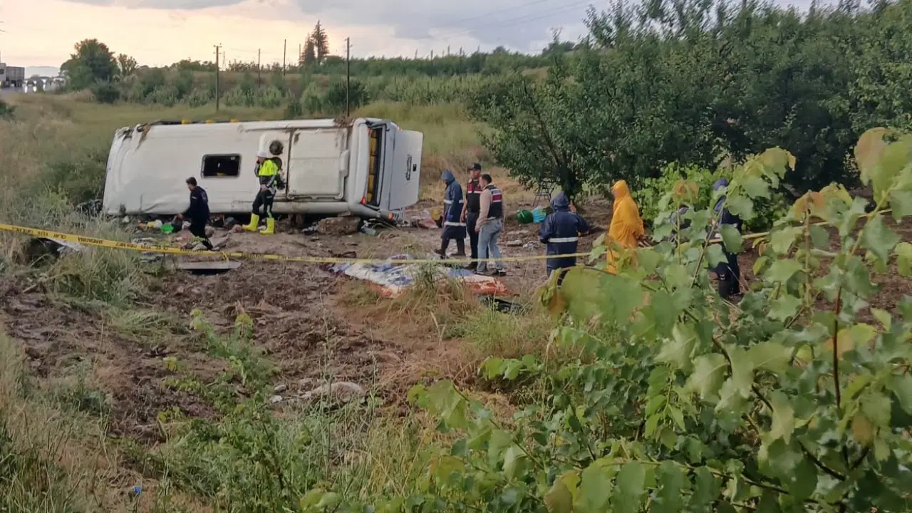 Isparta'da 5 kişinin öldüğü, 25 kişi yaralandığı kaza: Hayatını kaybedenlerin kimlikleri belli oldu!