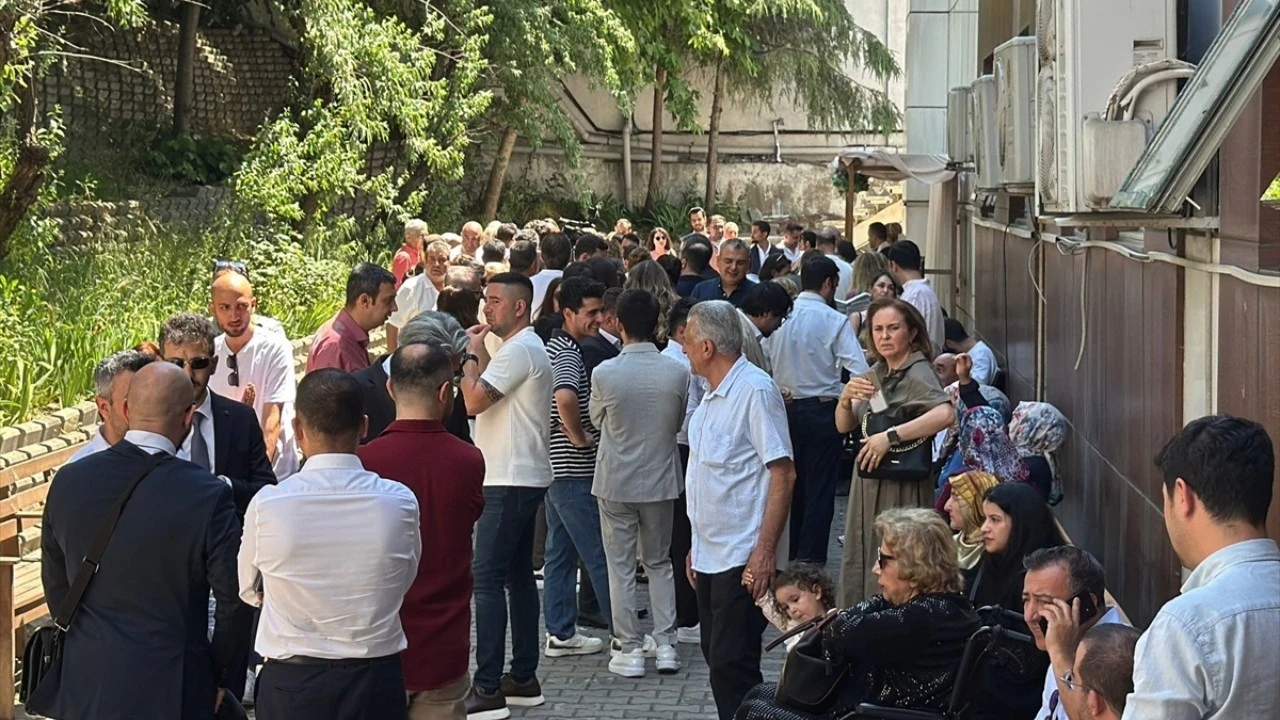 06.06.2026 yoğunluğu: Nikah salonları doldu taştı