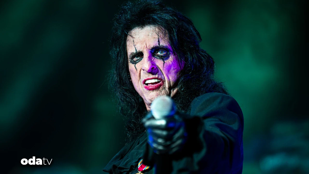 İstanbul'dan Alice Cooper geçti
