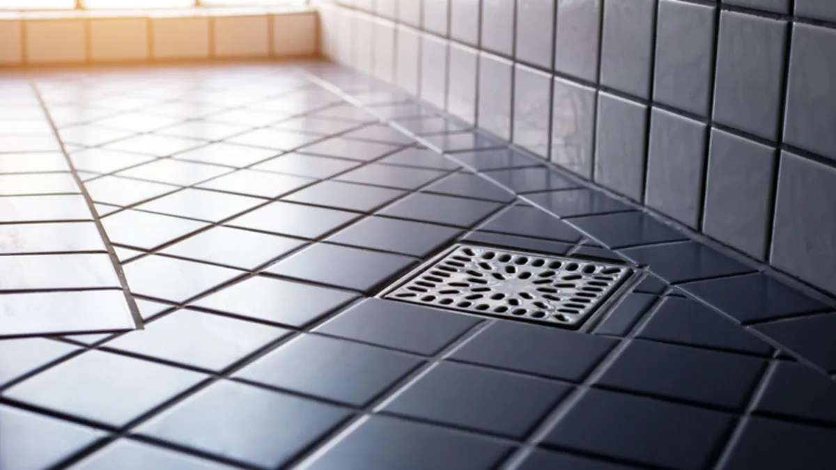 Banyo giderindeki kötü kokuyu bıçak gibi kesen karışım!