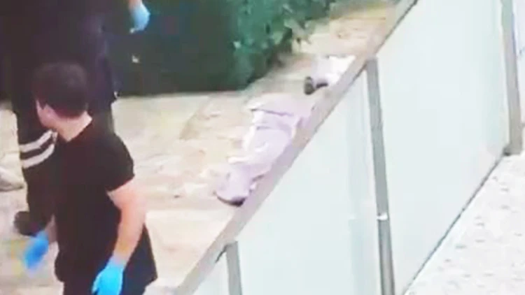 İstanbul’da dehşete düşüren görüntü! Boşanan çiftin cesedi sitenin bahçesinde bulundu