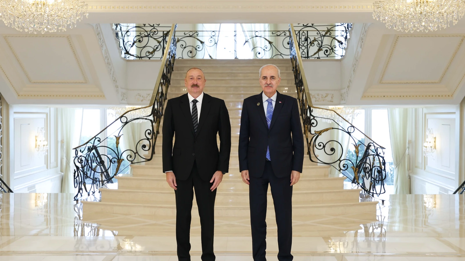 Azerbaycan Cumhurbaşkanı Aliyev, TBMM Başkanı Kurtulmuş'u kabul etti