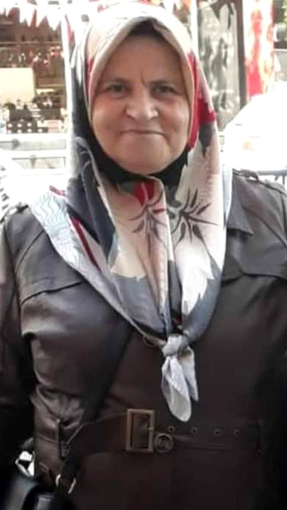 Keşan'da evinin bahçesinde çıkan ot yangınının üzerine düşen kadın hayatını kaybetti