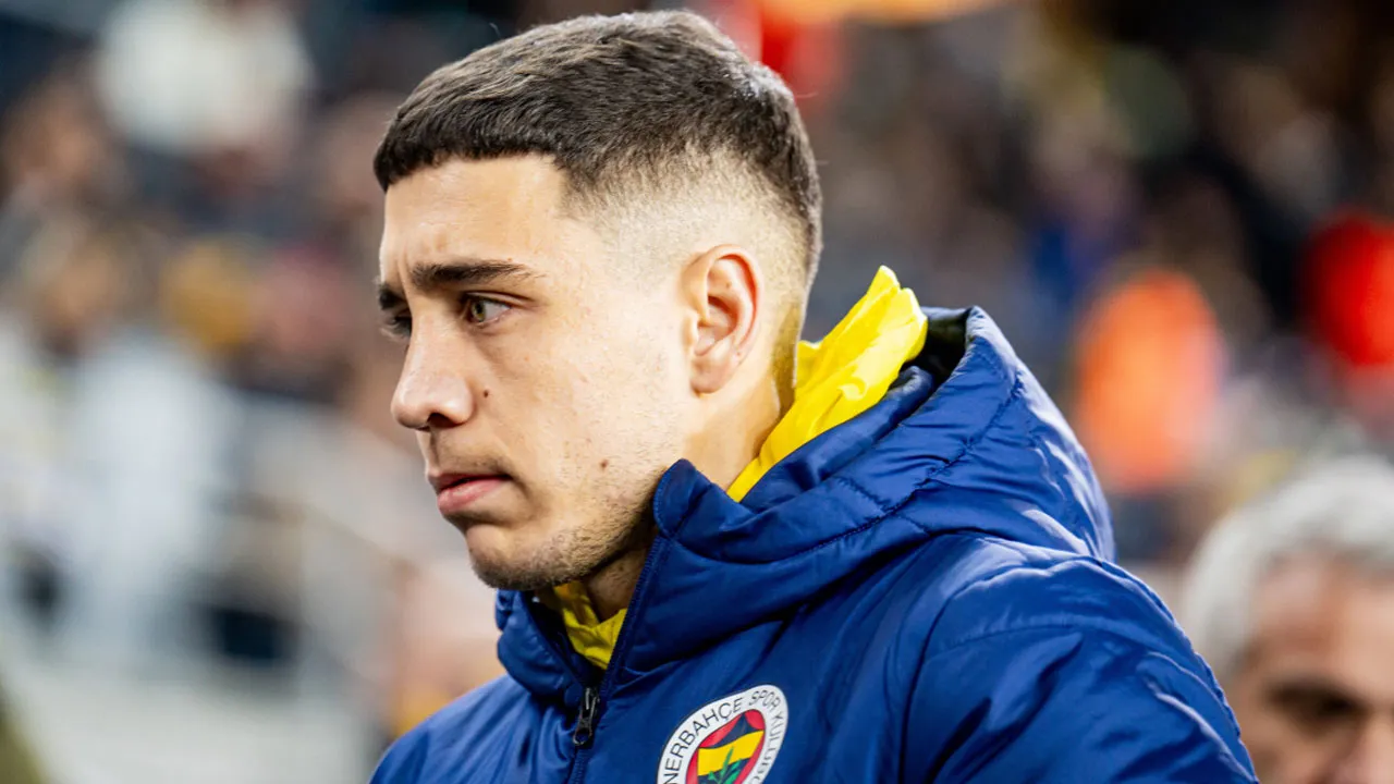 Fenerbahçe'den ayrılan Emre Mor'un yeni adresi şaşırttı