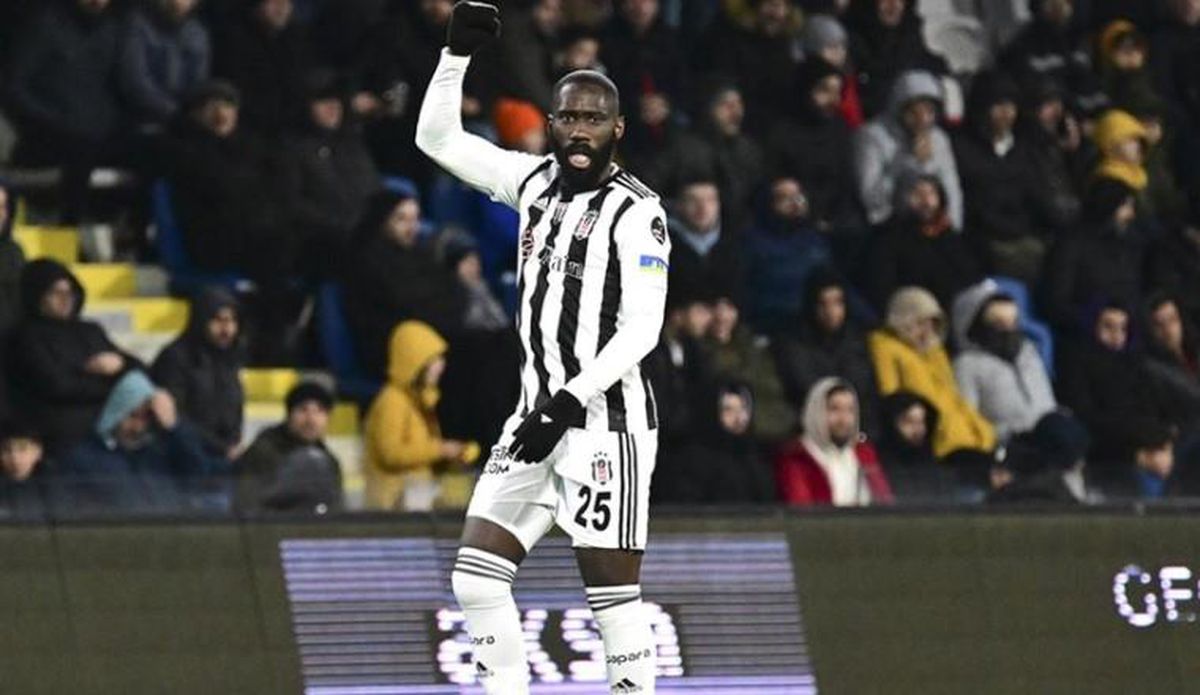 Masuaku hangi takımda oynuyor, Demokratik Kongolu Masuaku Beşiktaş’ta oynadı mı?