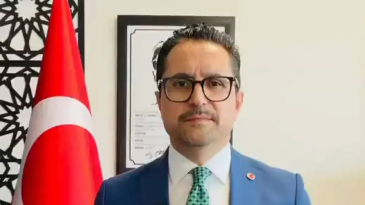 İstifa paylaşımı yapan okul müdürünün iki ayrı soruşturma geçirdiği ortaya çıktı