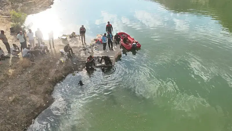 Serinlemek için girdiği Botan Çayı'nda boğuldu