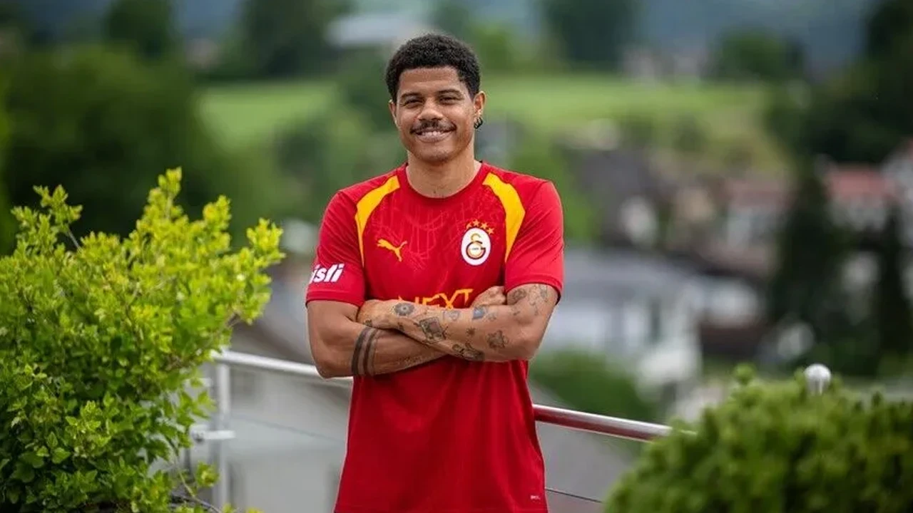 Galatasaray'ın yıldızı Gabriel Sara'dan İngiltere hayali