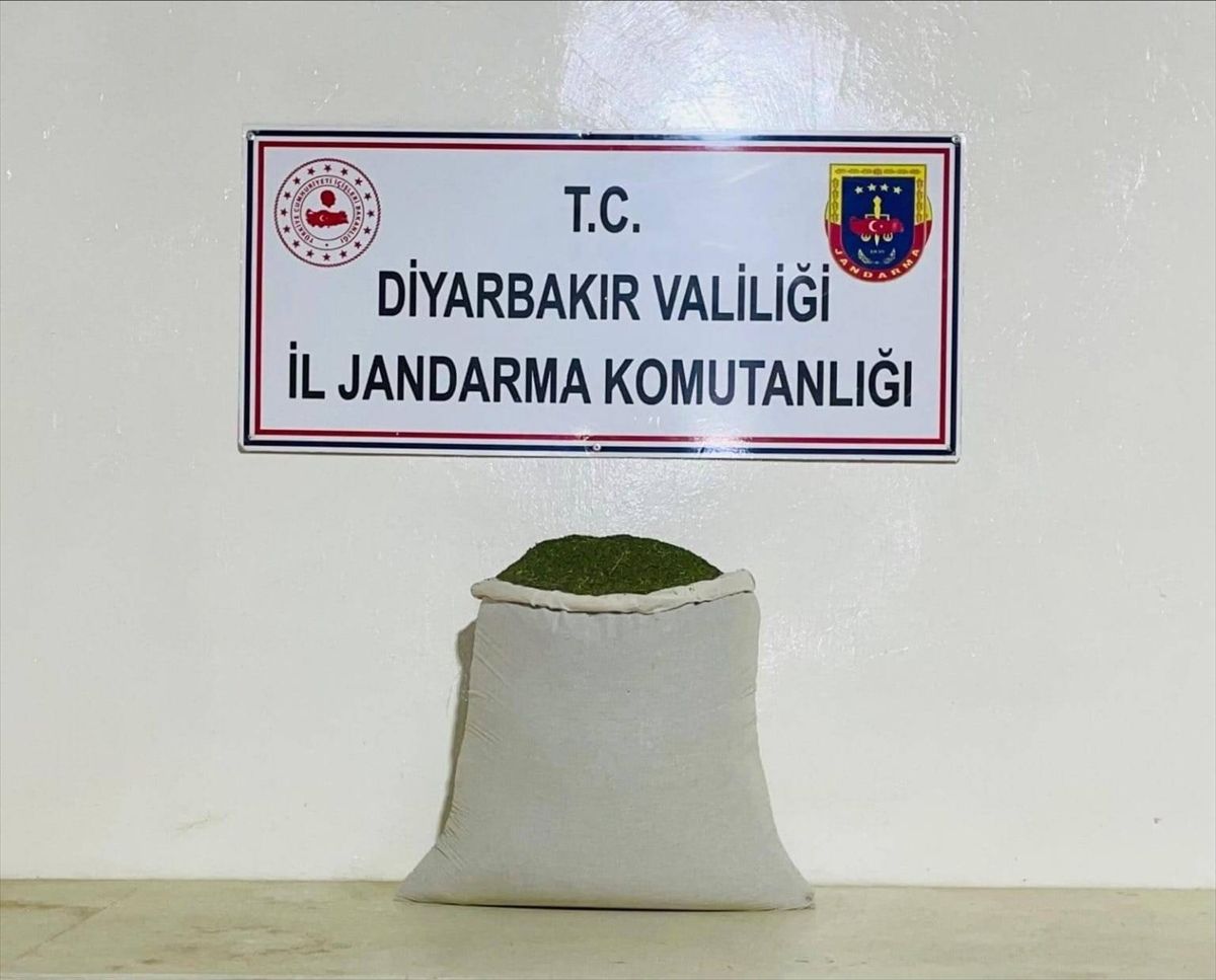 Diyarbakır'da uyuşturucu operasyonlarında 41 şüpheli hakkında işlem yapıldı