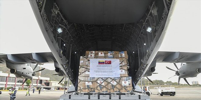 Türkiye'den yola çıkan arama kurtarma ekipleri Venezuela'da