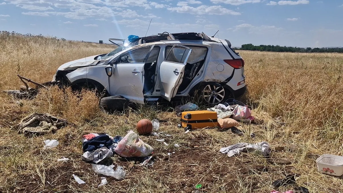 Diyarbakır’da feci kaza: Cip tarlaya düştü! 1'i ağır 5 yaralı