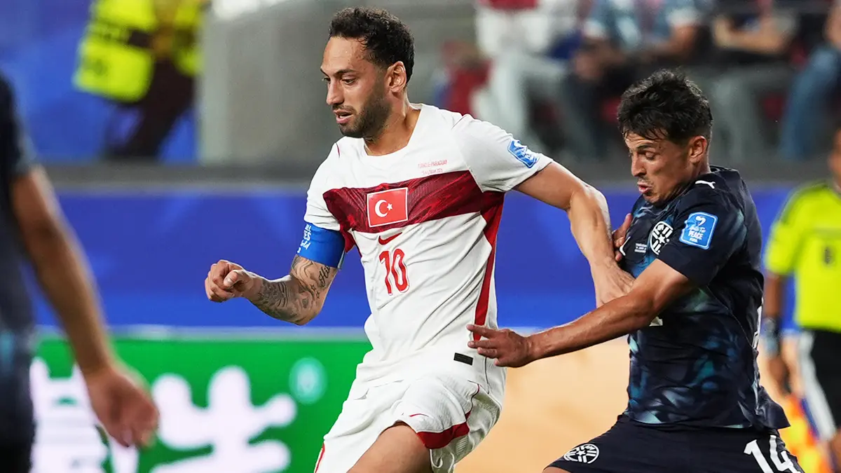 Hakan Çalhanoğlu'ndan mağlubiyet yorumu! 'Bir şutla yine maçı kaybettik'