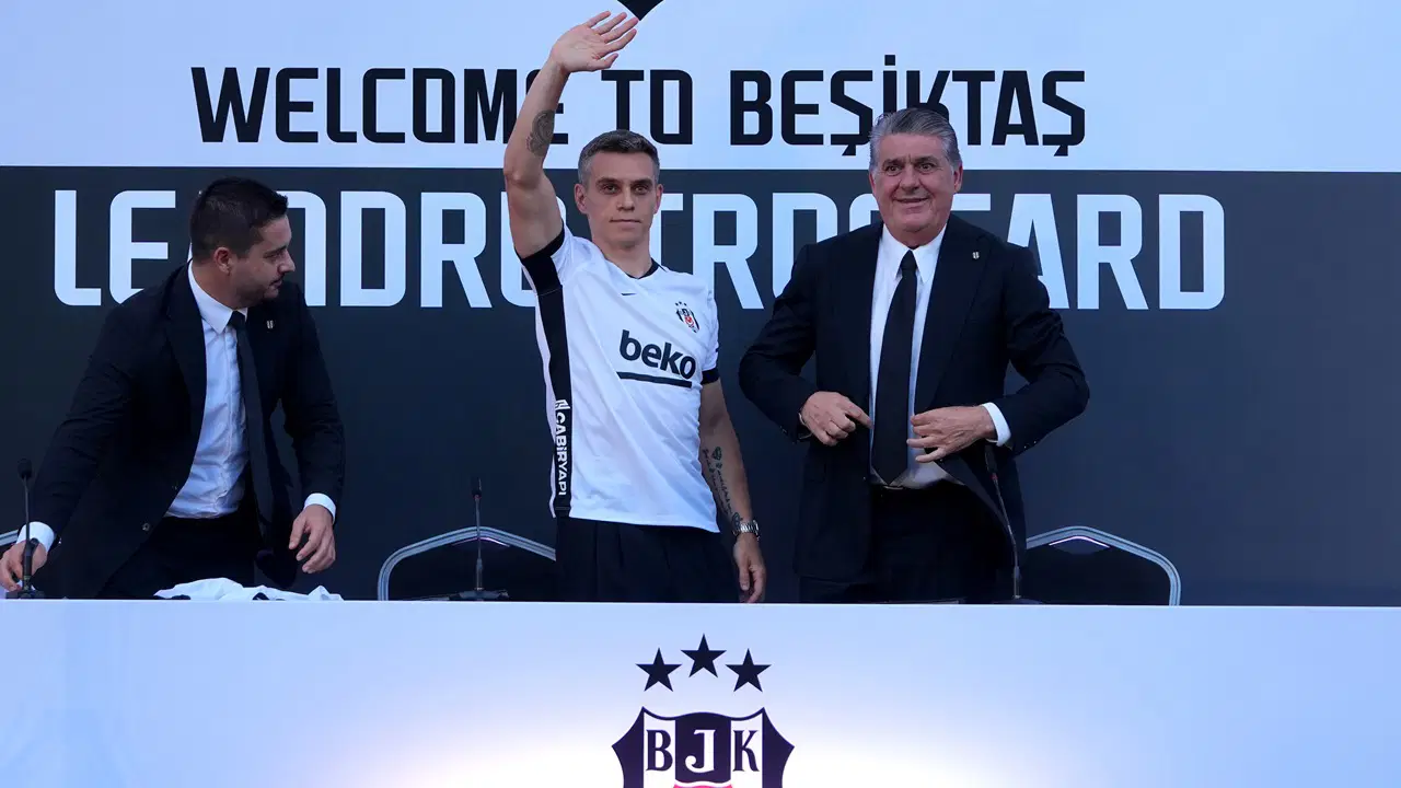 Beşiktaş'tan Leandro Trossard kararı: Kadro UEFA'ya bildirildi