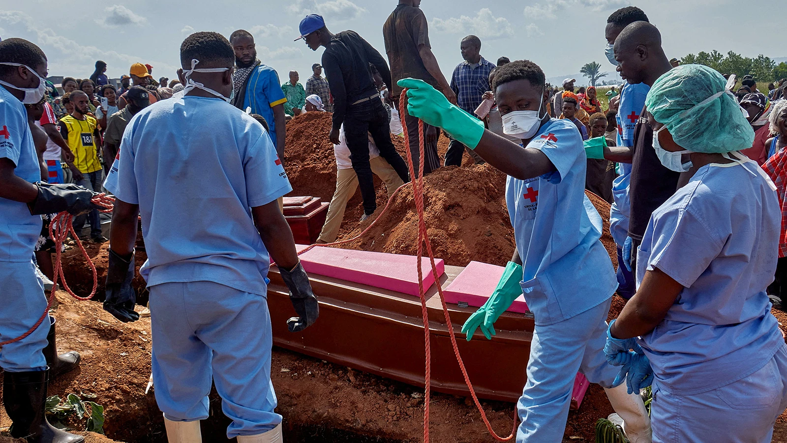 Afrika CDC'den korkutan uyarı: Ebola salgını tarihin en kötüsü olabilir