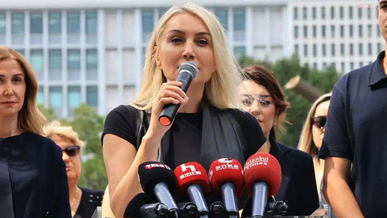 Dilek İmamoğlu: 142 suçlama bir güne sığıyorsa mesele adalet değil, savunmayı susturma çabasıdır