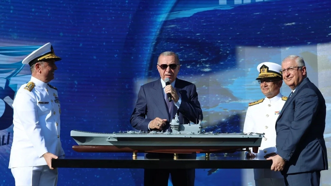 Erdoğan başka amiral başka söylüyor! Uçak gemisinde büyük çelişki