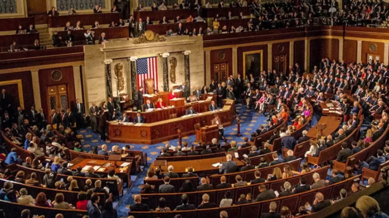 ABD Senatosu'ndan Trump'a tepki! İran tasarısına onay