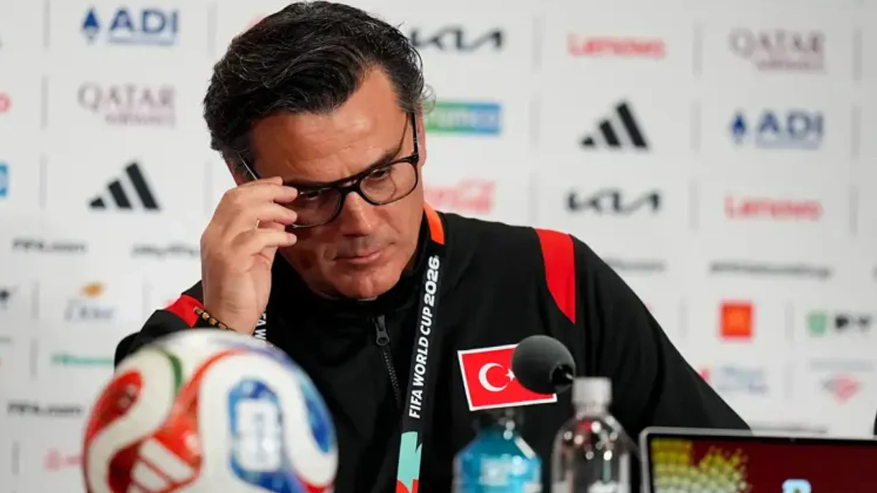 Montella’dan Hakan, Arda ve Kenan açıklaması: 'Soru işaretlerim var'