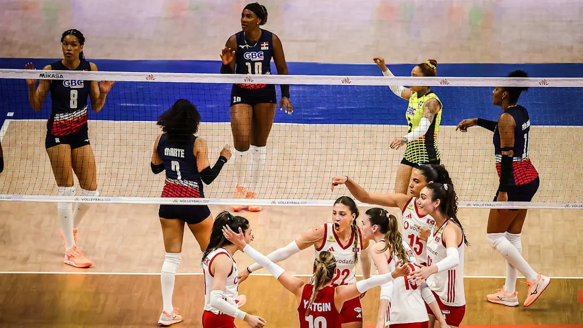 Filenin Sultanları yine mağlup! Türkiye İtalya'ya 3-1 yenildi