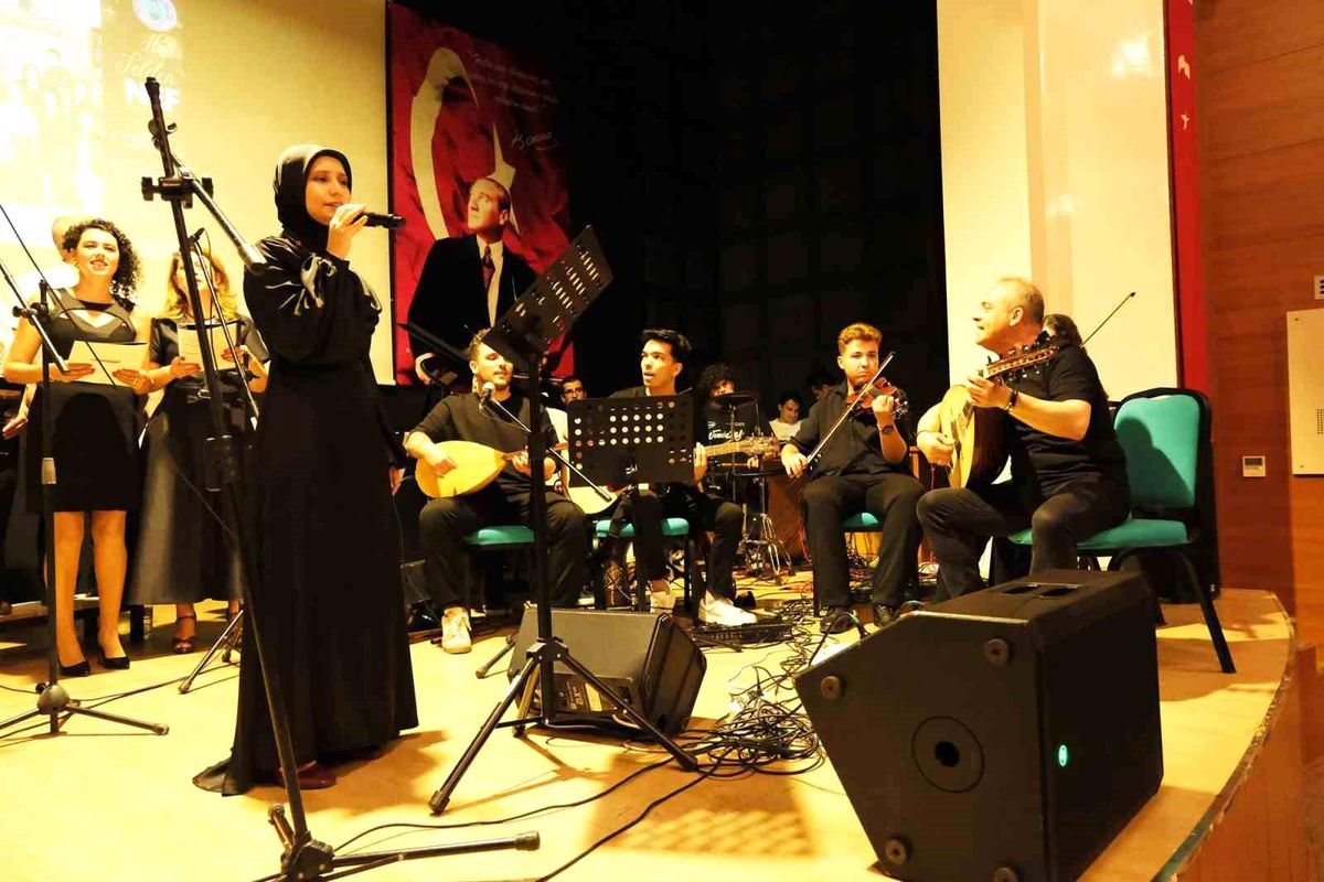 "Her Telden" Konseri büyük beğeni topladı