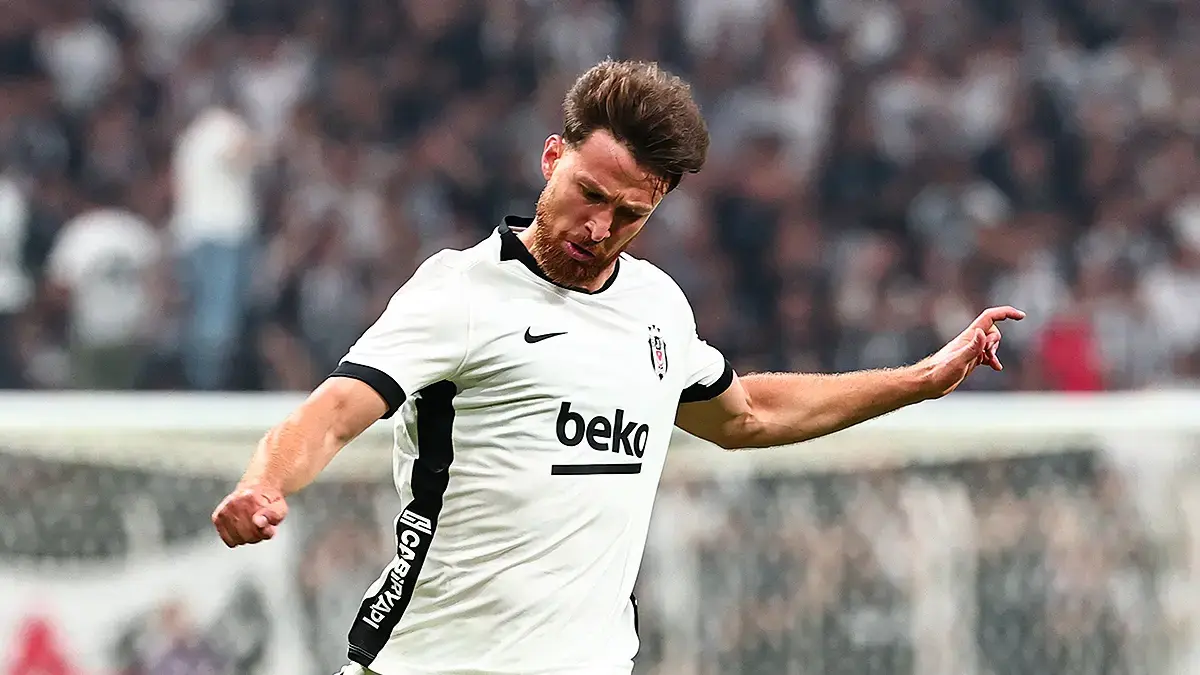 Salih Özcan, Beşiktaş'taki ilk maçının ardından duygularını dile getirdi