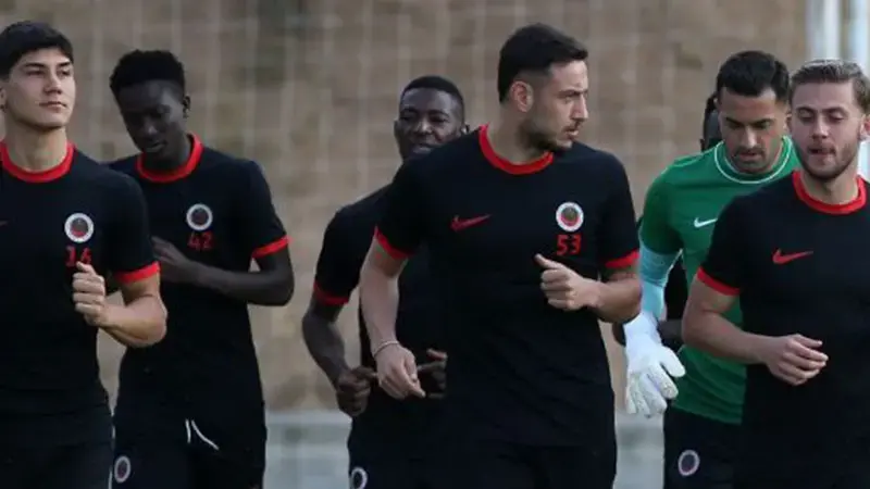 Gençlerbirliği günü çift antrenmanla tamamladı