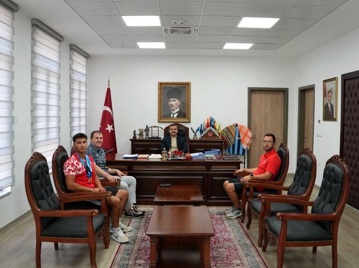 Köyceğiz Kaymakamı Kumcu, Dünya Şampiyonu Karahan'ı ağırladı