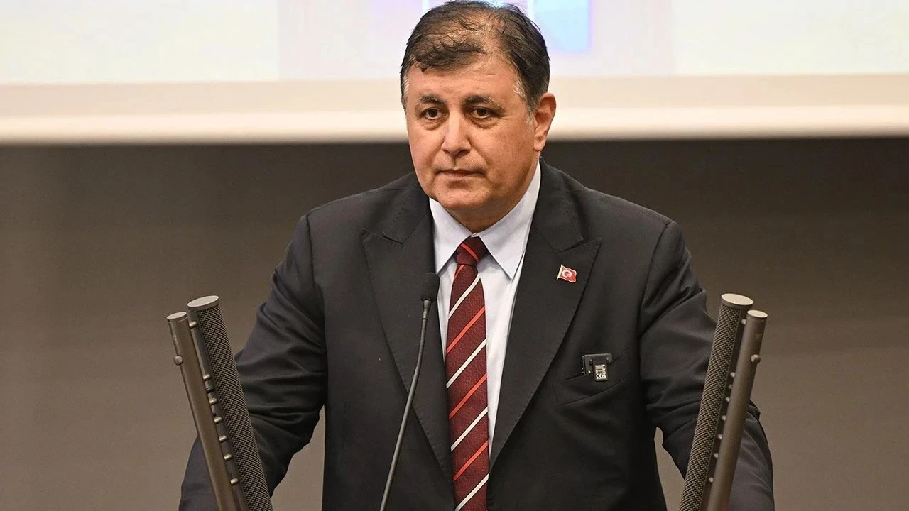 Cemil Tugay’dan çok konuşulacak röportaj: Yeni parti kurulacak, ben de oraya geçeceğim