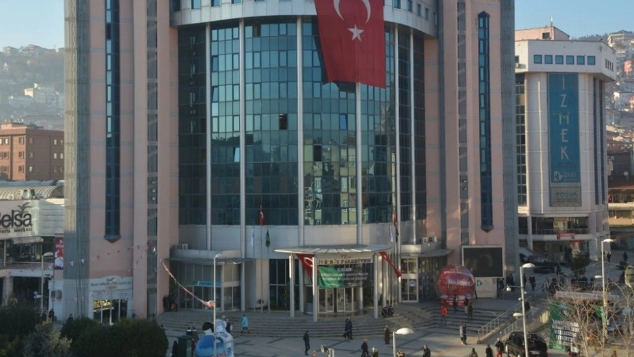 İzmit Belediyesi'nde başkan vekili seçimi için tarih belli oldu