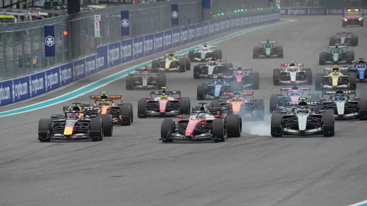 Formula 1 Avusturya Grand Prix'sinde kazanan George Russel
