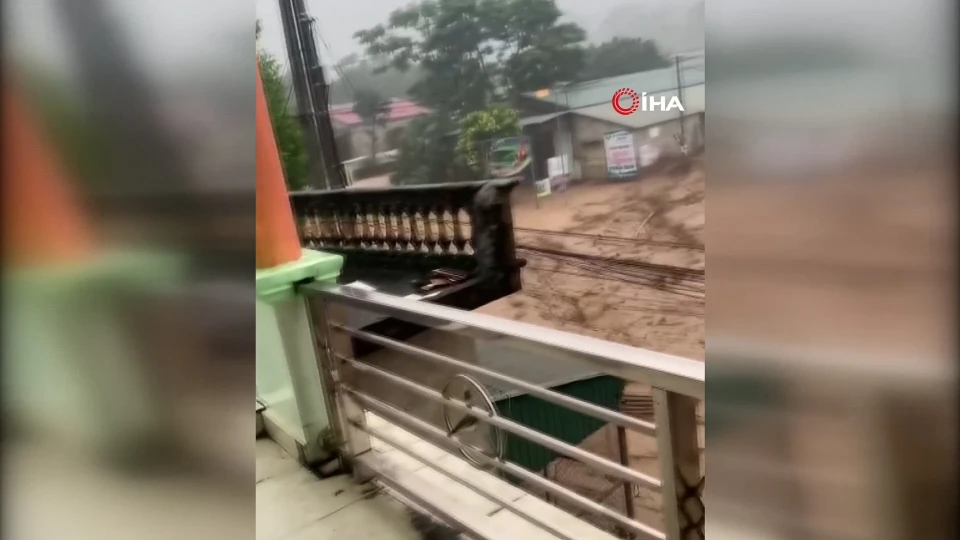 Vietnam'da sel felaketi: 4 ölü, 4 kişi aranıyor