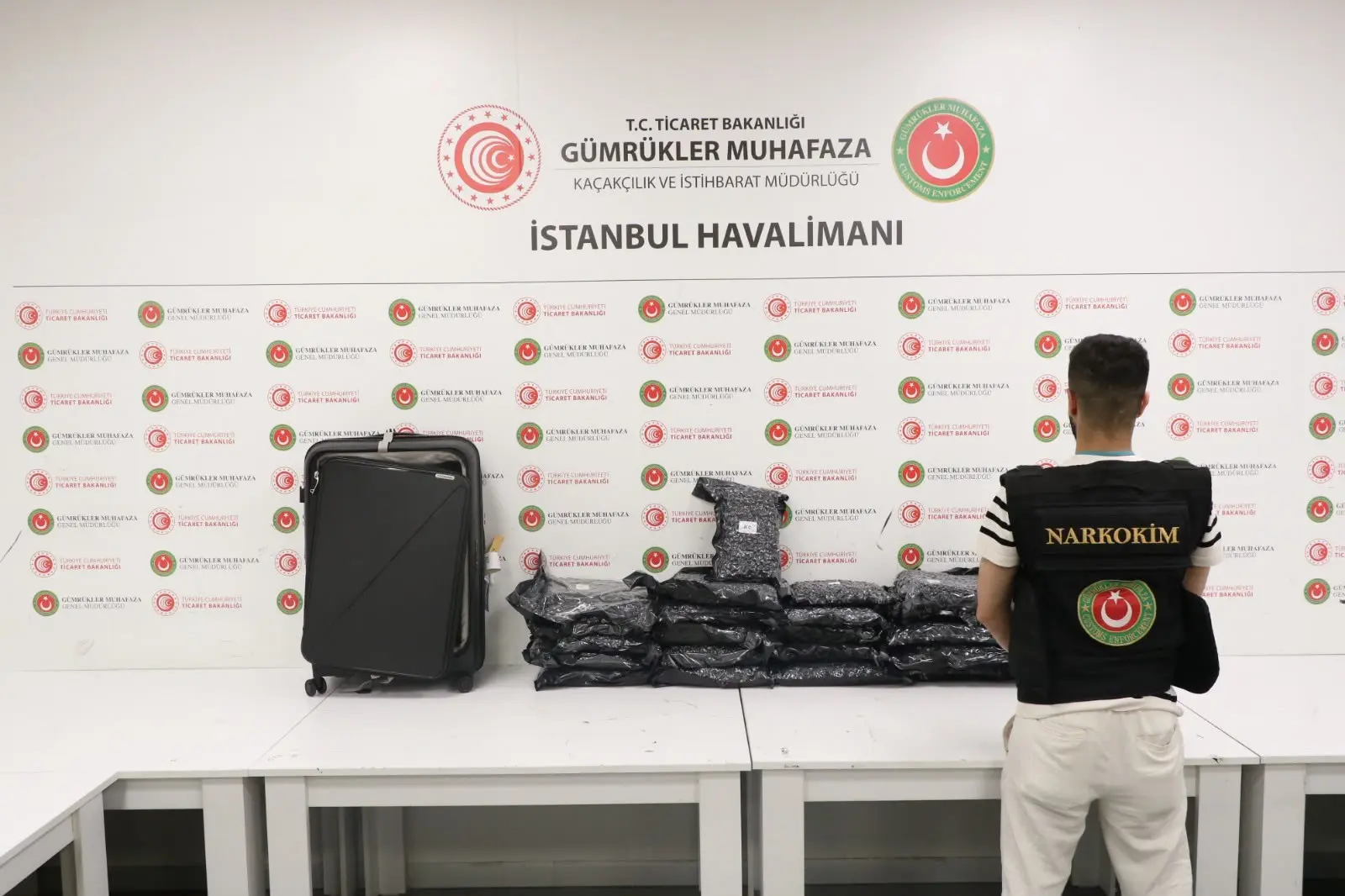 Zehir tacirlerine darbe! 20 milyon liralık uyuşturucu ele geçirildi