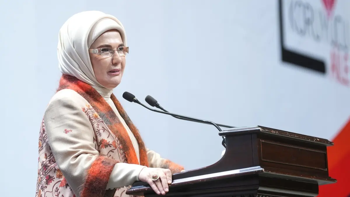Emine Erdoğan'dan "Gönül Elçileri Koruyucu Aile Vizyon Çalıştayı Kapanış Programı"na ilişkin paylaşım