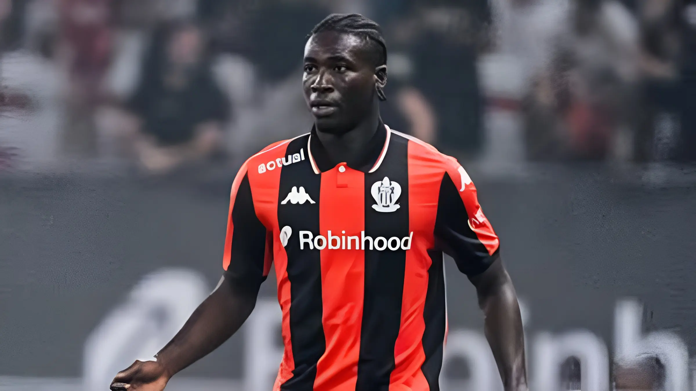 Aradığı ismi Fransa'da buldu! Trabzonspor'dan savunmaya Ganalı stoper