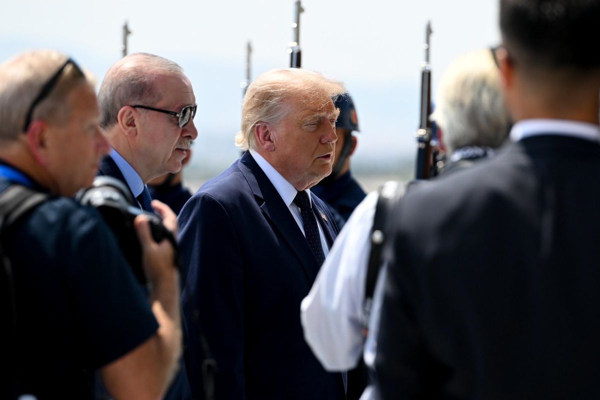 Trump, NATO Zirvesi İçin Ankara'ya Geldi, Erdoğan Tarafından Karşılandı