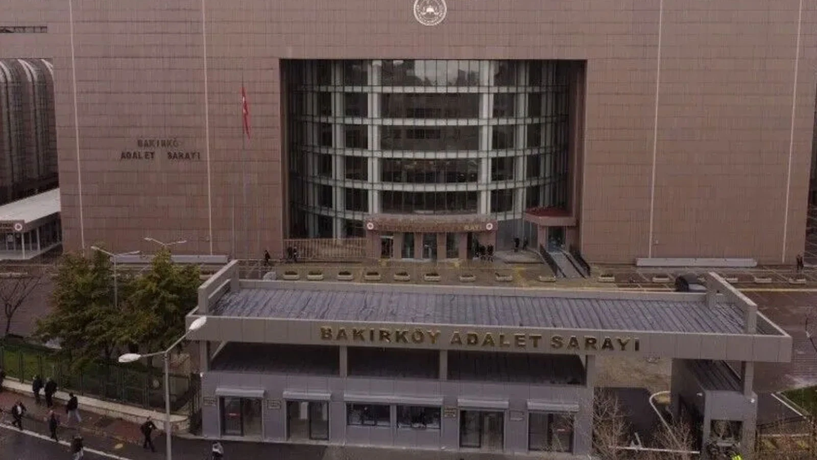 İstanbul merkezli "yeni nesil suç örgütü" operasyonu: 37 şüpheliye tutuklama talebi