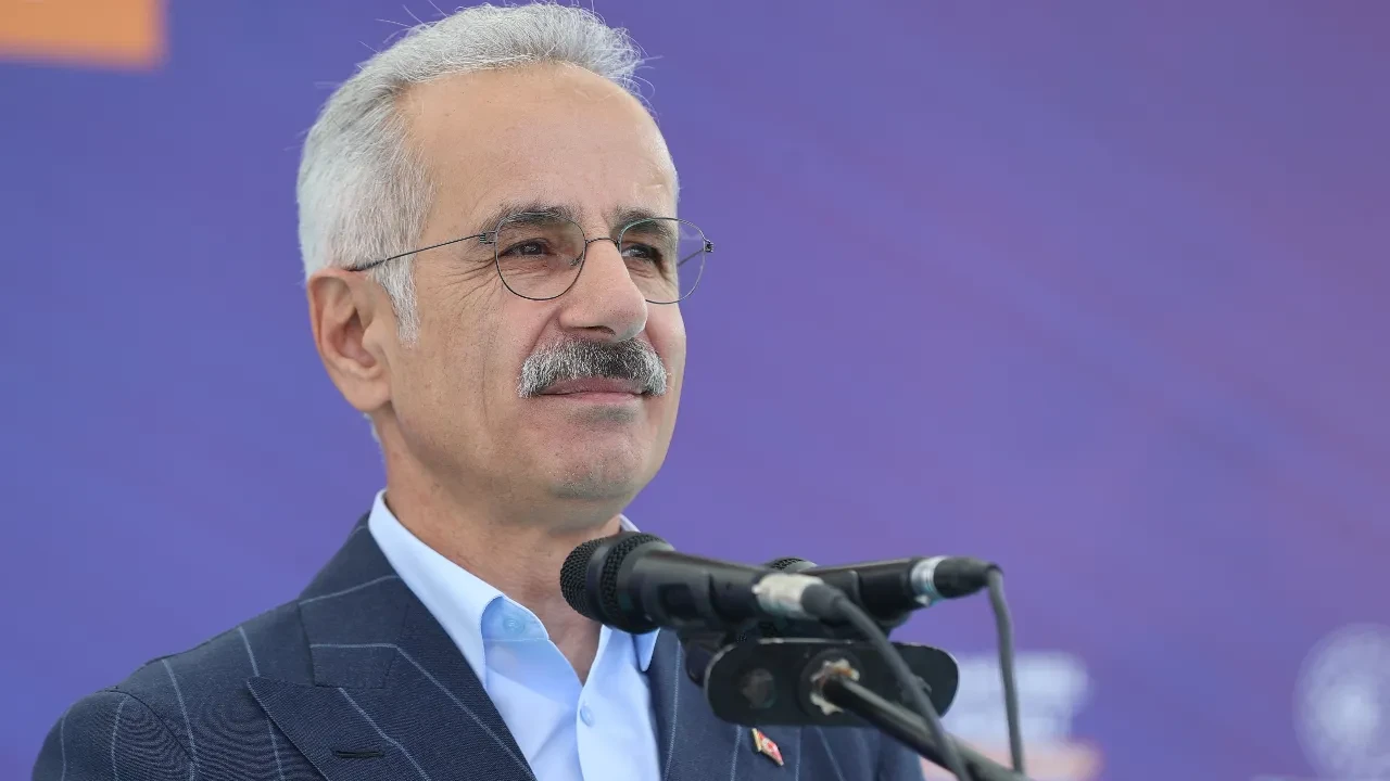Bakan Uraloğlu, 15 Temmuz'da yaşadıklarını anlattı: "Abdestimi aldım, çocuklarla vedalaştım"