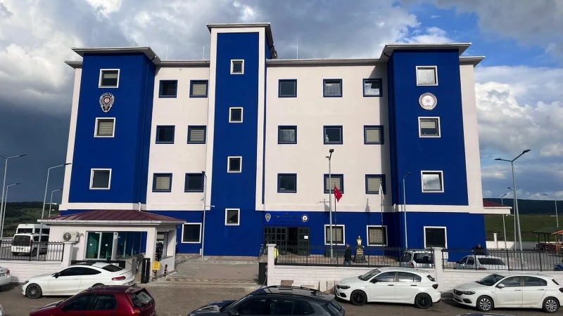 Durdurulan araçta yakalandılar: Aralarından biri ihraç ÖSYM uzmanı